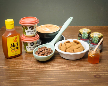 Arequipe y Mermelada con galletas